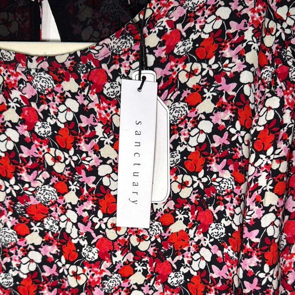 Sanctuary Floral Red and Black Dress NWT - Picture 3 of 6
